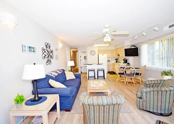 Coral Ridge 1 Apartment *